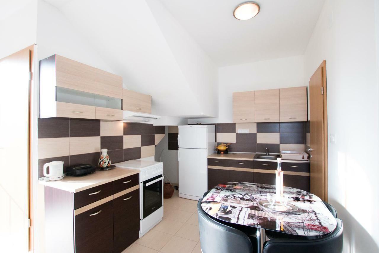 Blue Horizon Apartment *